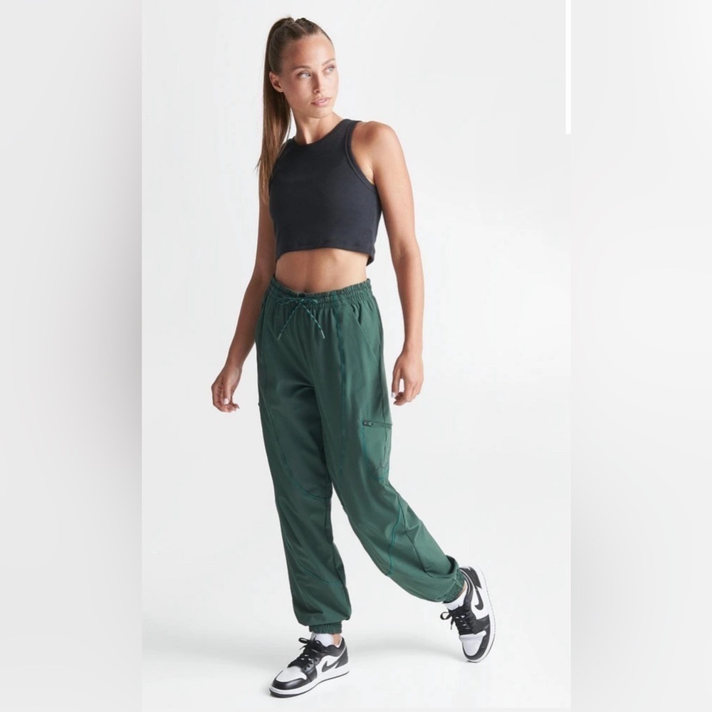 Jordan Women's Tunnel Dri-Fit Jogger Pants Midnight Green/Teal Size S NWT